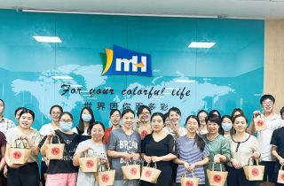 巧手做(zuò)月(yuè)餅  喜迎中秋佳節 | 萌創園區(qū)開(kāi)展中秋月(yuè)餅制(zhì)作(zuò)活動