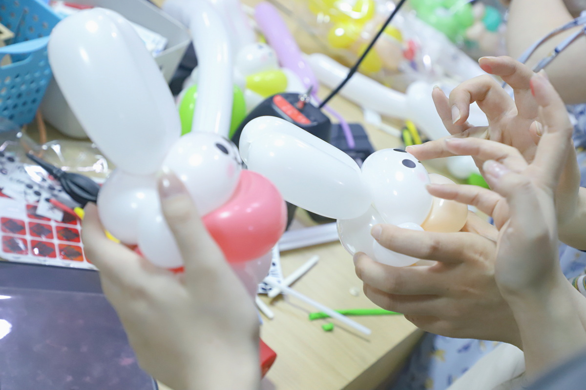 Mid Autumn Festival Balloon Diy Event