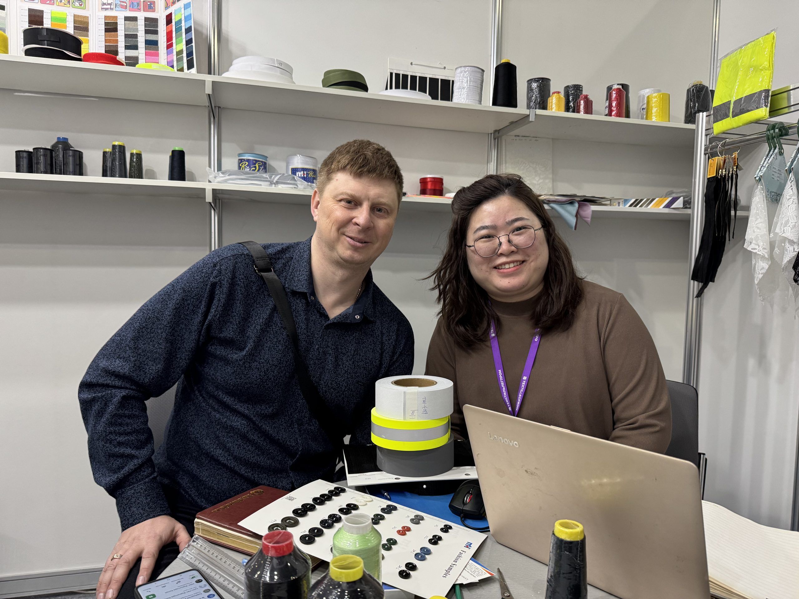 萌恒亮(liàng)相(xiàng)俄羅斯國(guó)際輕工(gōng)紡織及設備展