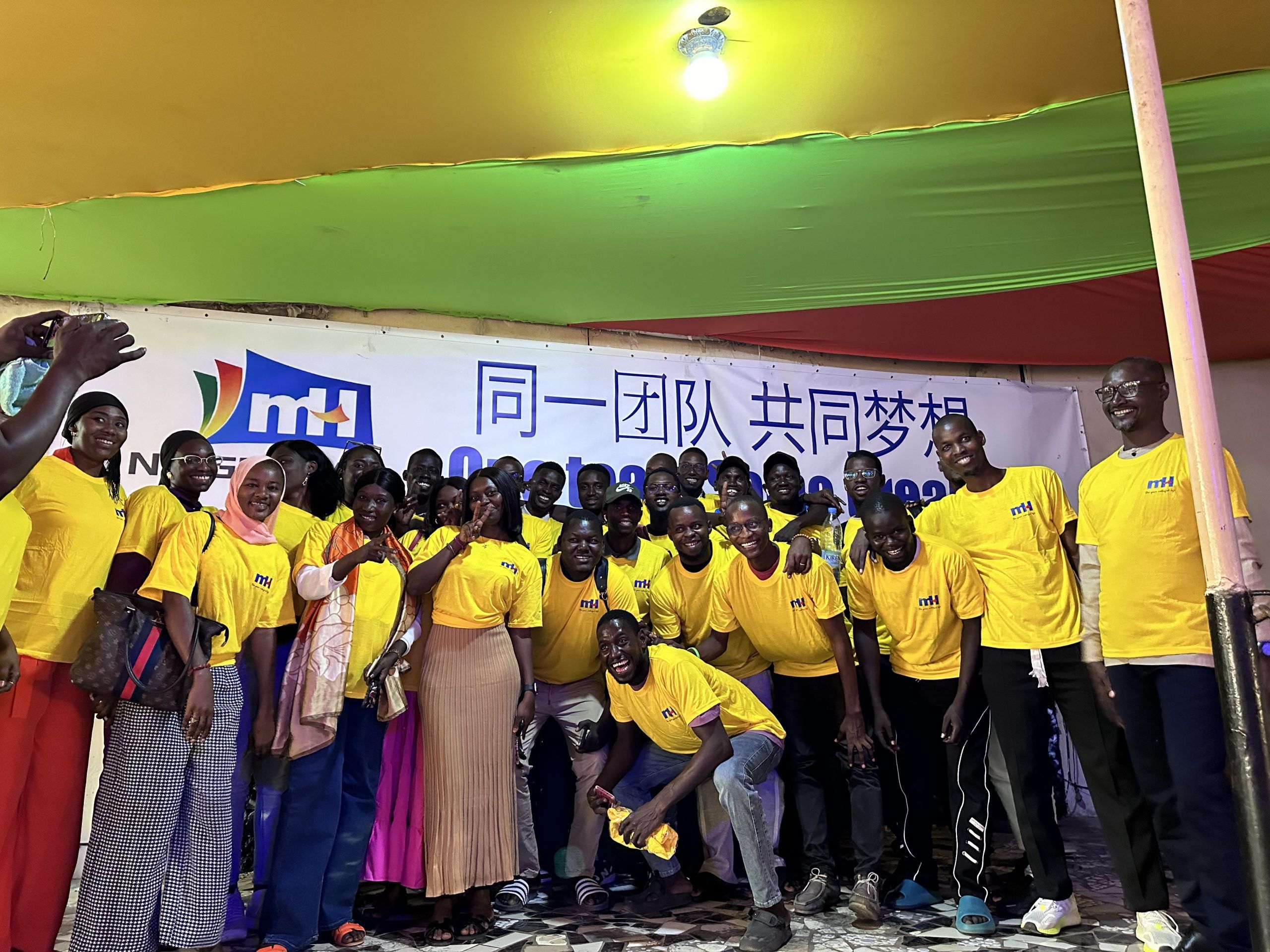 One team  Same dream | 工(gōng)作(zuò)全力以赴 團建熱(rè)情奔赴